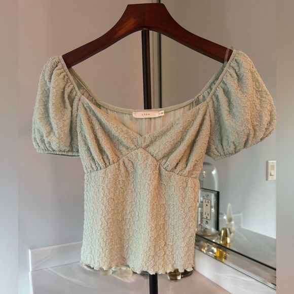 Lush Tops - Lush Textured Puff Sleeve Blouse in Light Green US Medium